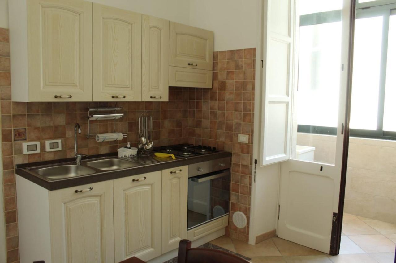 Ohana: Casa Nel Centro Di Lecce Exterior foto