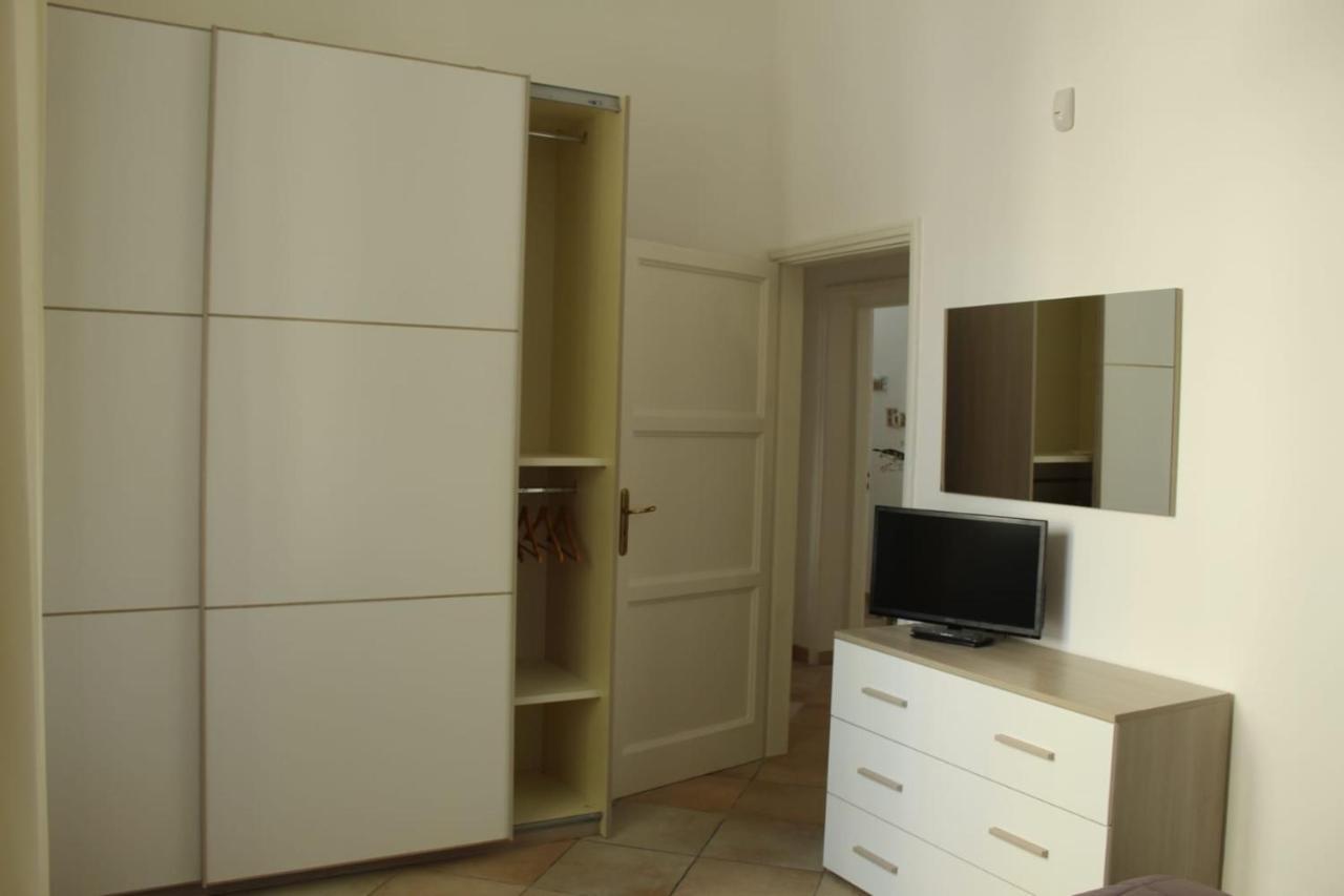 Ohana: Casa Nel Centro Di Lecce Exterior foto