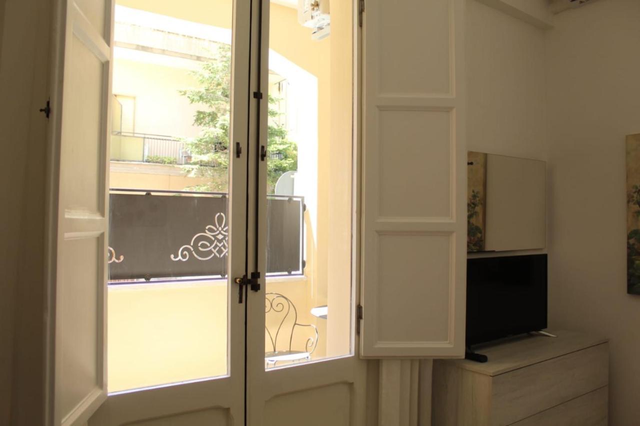 Ohana: Casa Nel Centro Di Lecce Exterior foto